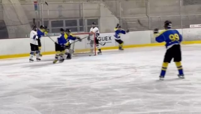C’est parti pour la saison 2024-25 pour le HC Nyon !
3 matchs - 2 victoires !